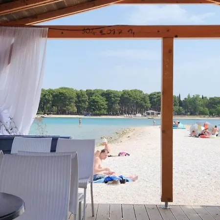 Rudez - Pool - Jacuzzi Apartment *