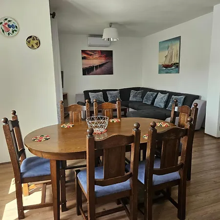 Apartment Rudez - Pool - Jacuzzi *